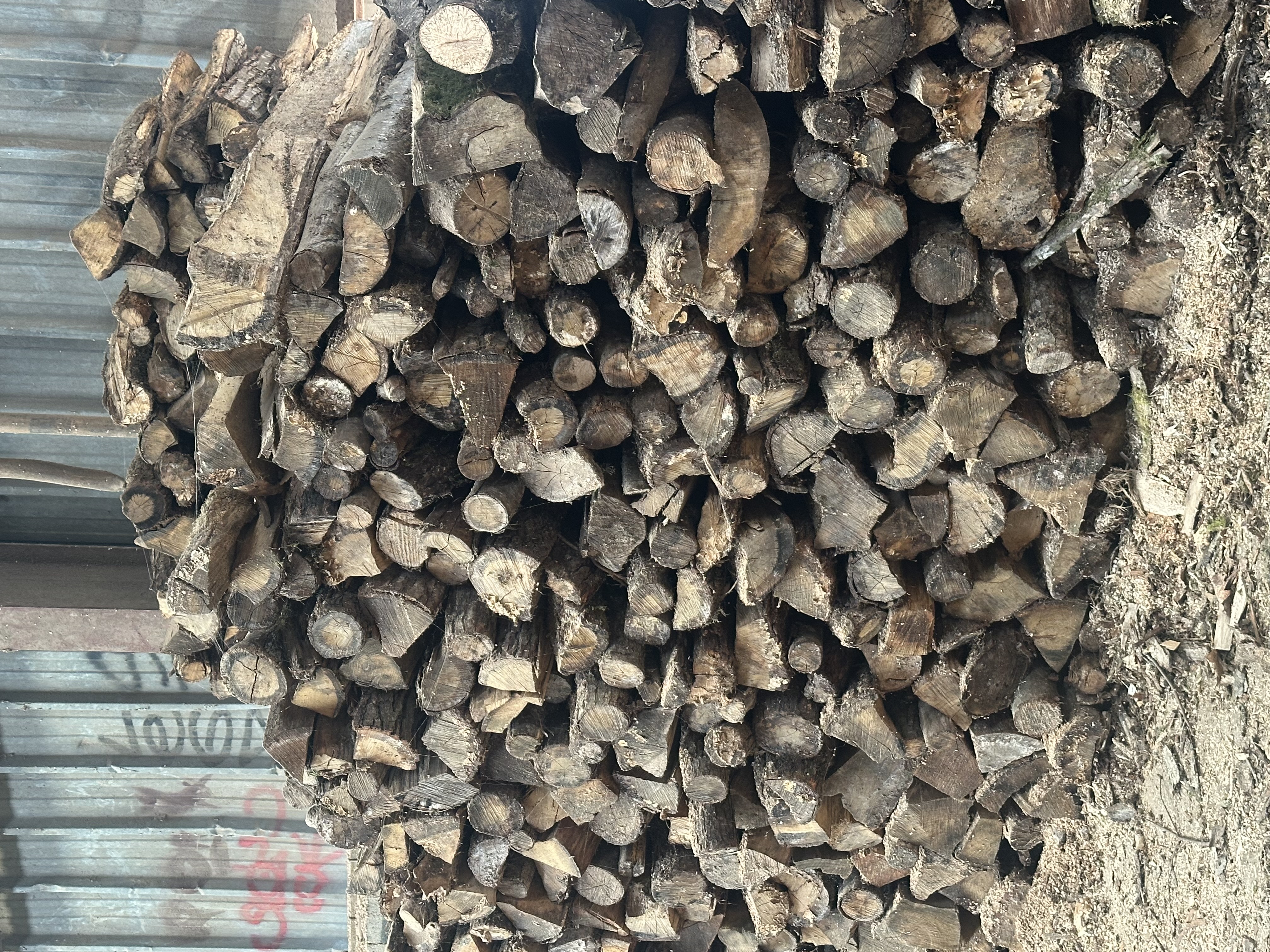 Livraison et chargement bois de chauffage ProBois77